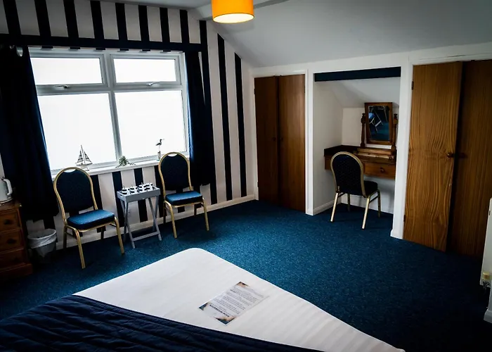 Channel View Hotel