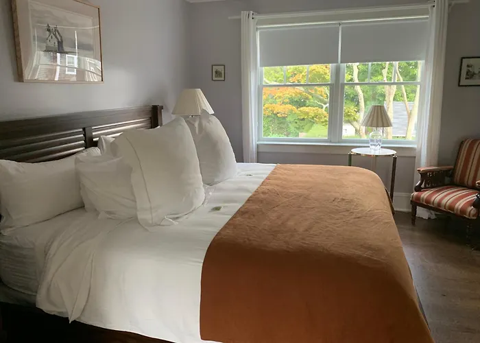 Bridgehampton Inn