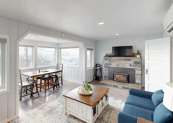 Oceanside Beach Bungalow