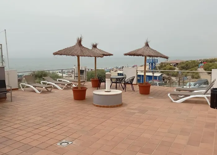 Islantilla primera linea de playa, piscina, parking