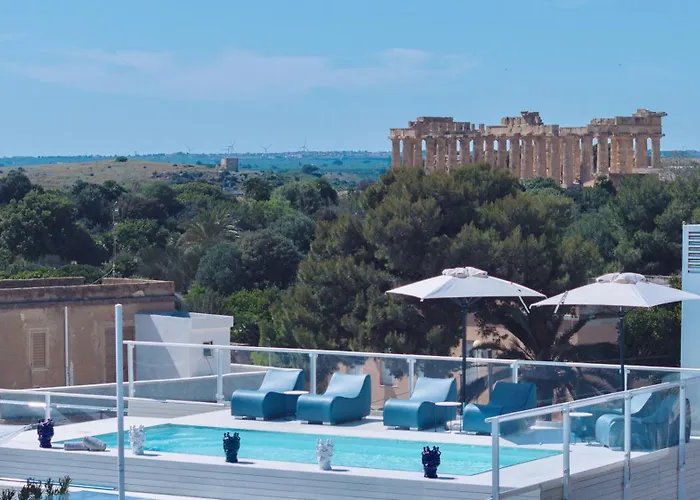 Hotel With Swimming Pool In Marinella Di Selinunte Just 300 Mt From The Sea