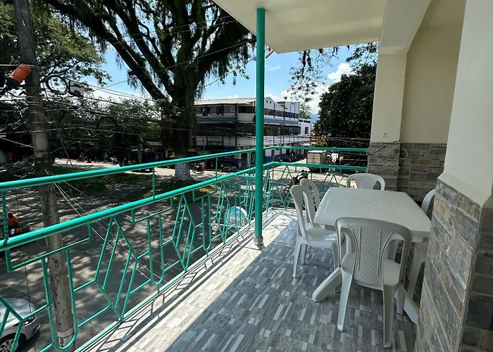 Hotel Puerto Dulce - La Virginia