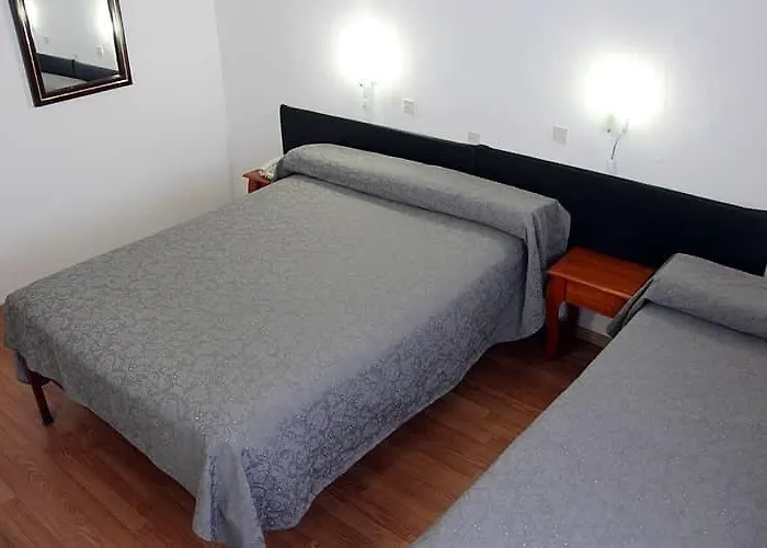 Hotel TriNova Residencia Universitaria