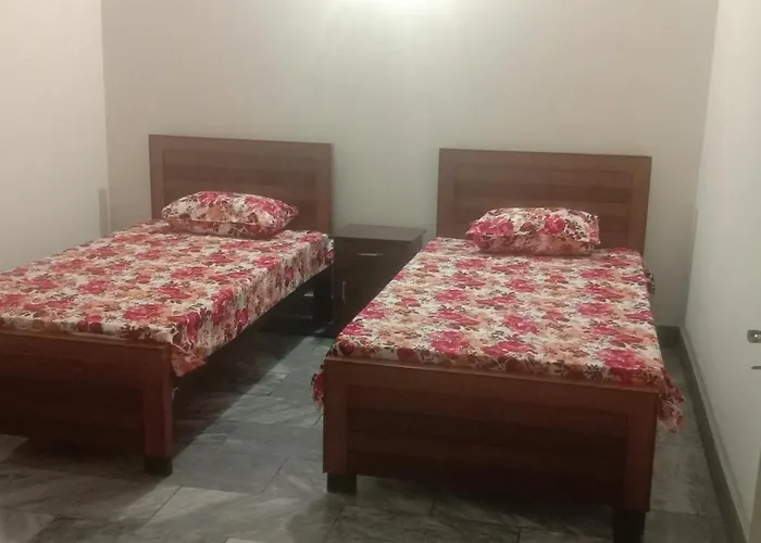 Gujrat Hotel