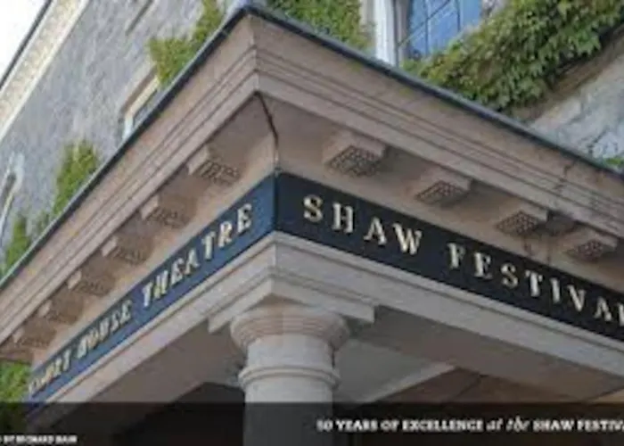 Boutique Quality Home Downtown By The Shaw