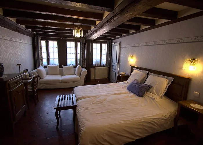 Logis Hôtel Restaurant Manoir De L'Acherie