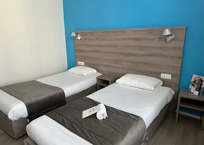 Brit Hotel Confort Nevers Centre Gare