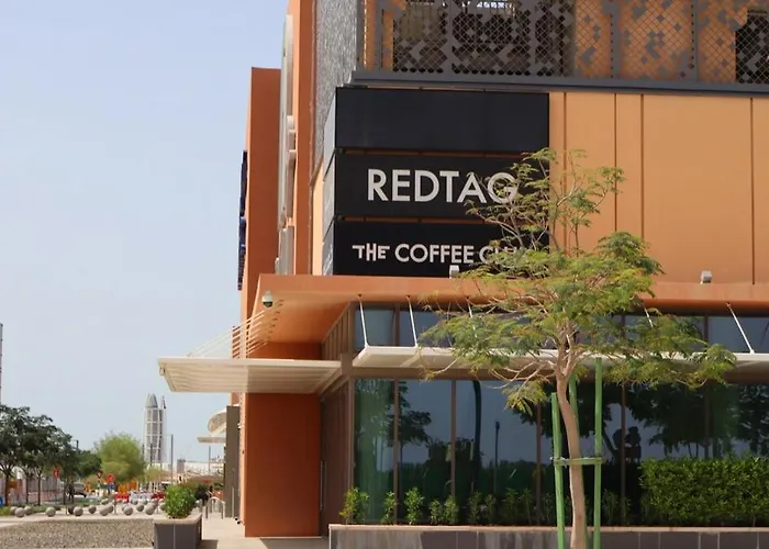 Terminal 1Br Retreat - Modern Comfort & Chic Stay