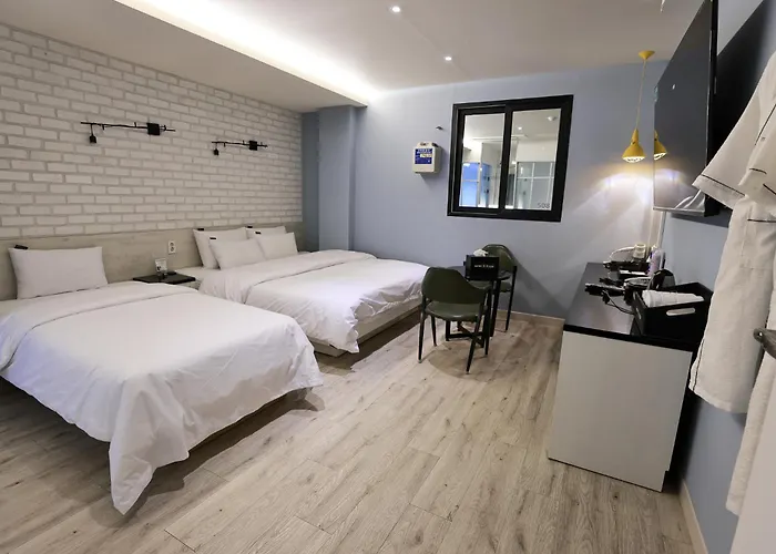 Hotel Kkuljam Stay
