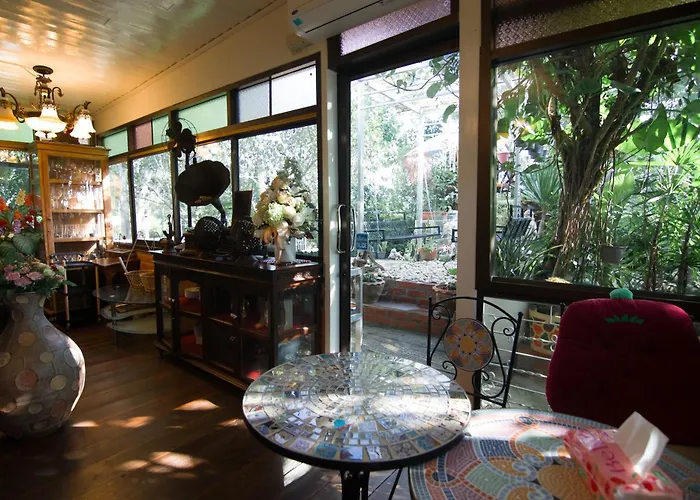 Corner House