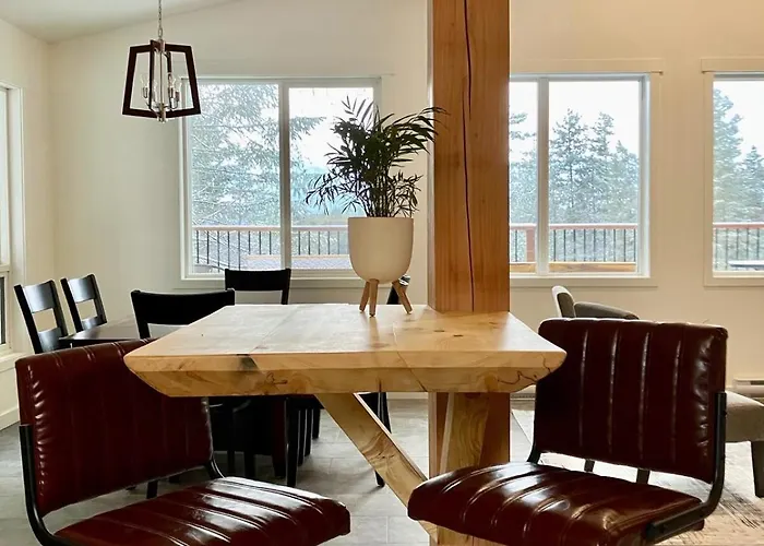 Valley Edge Lodge