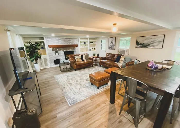 Centrally Located - 3 Bedroom House