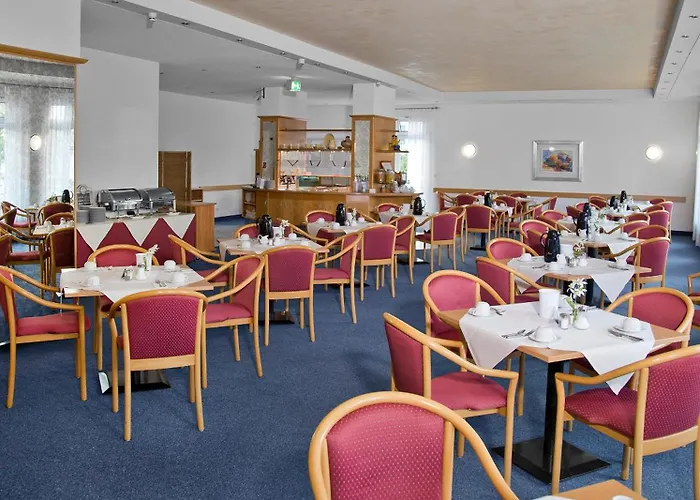Fairway Hotel