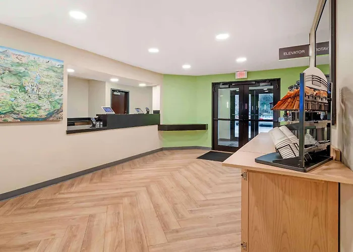 Extended Stay America Suites - Asheville - Tunnel Rd