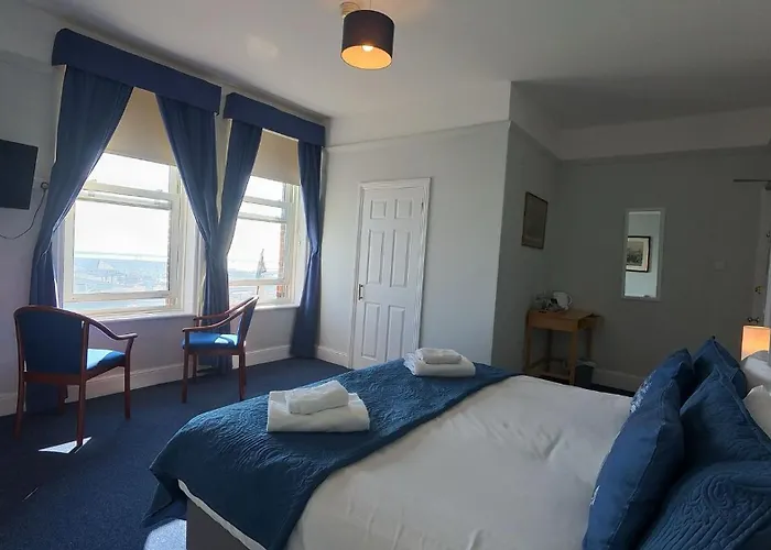 Royal Temple Yacht Club, Bar & Hotel, Pet Friendly!
