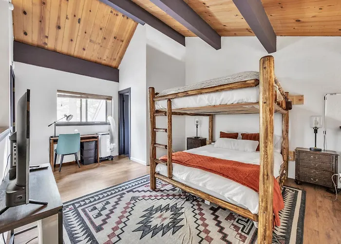 Alpine Retreat In The Heart Of Incline Village Condo