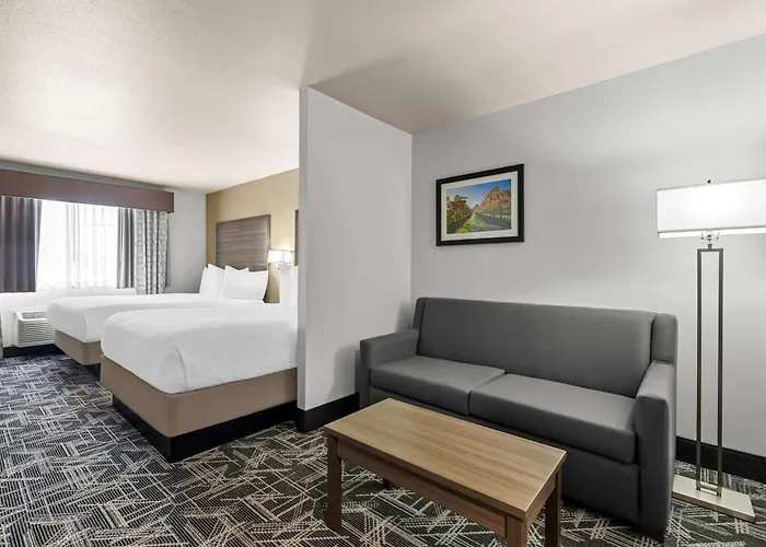 Best Western Plus Caldwell Inn & Suites