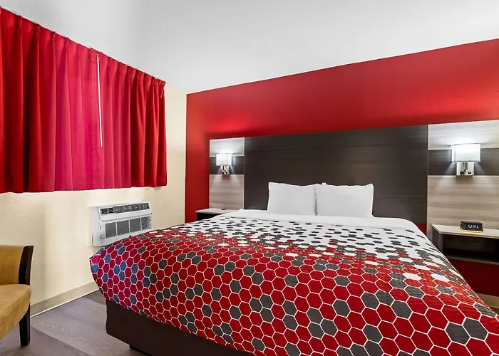 Econo Lodge Inn & Suites Santa Rosa