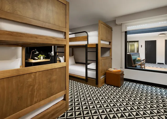 Arcadian Hotel (Adults Only)