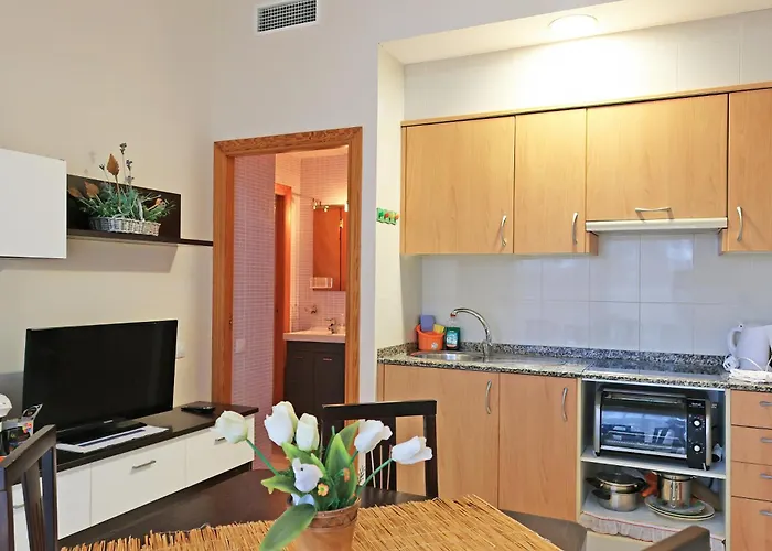 Agusti Hostal