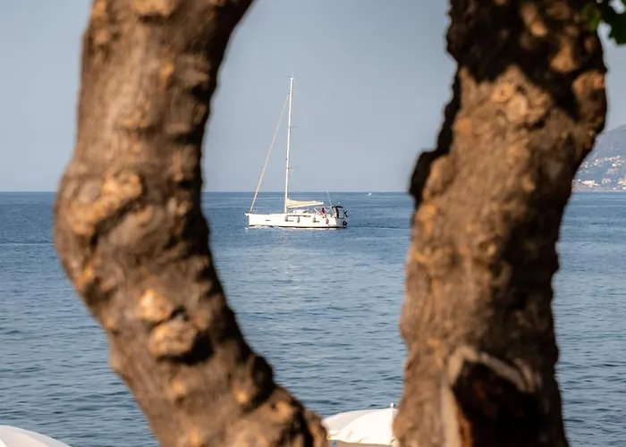 Albergo Baia Verde