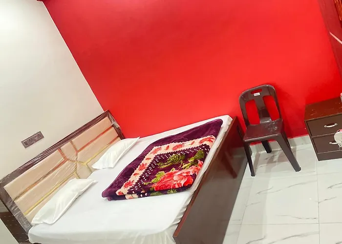 Hotel Saroj Palace