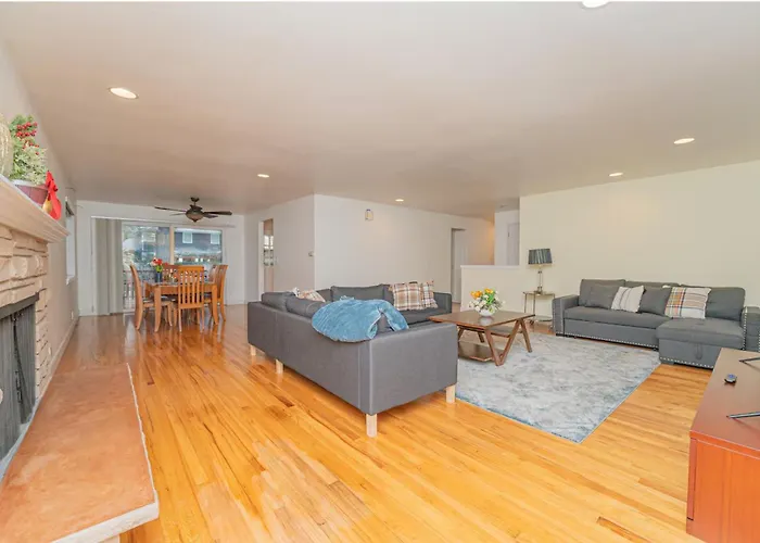 Mercer Island Boutique Stay