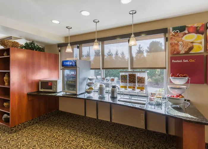 Comfort Suites Seaford