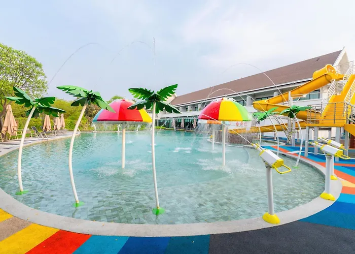 Bangsaen Heritage Hotel