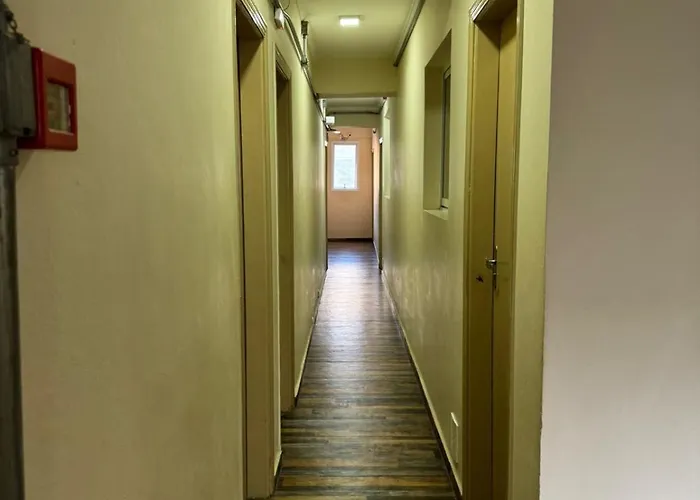 New Point Hotel