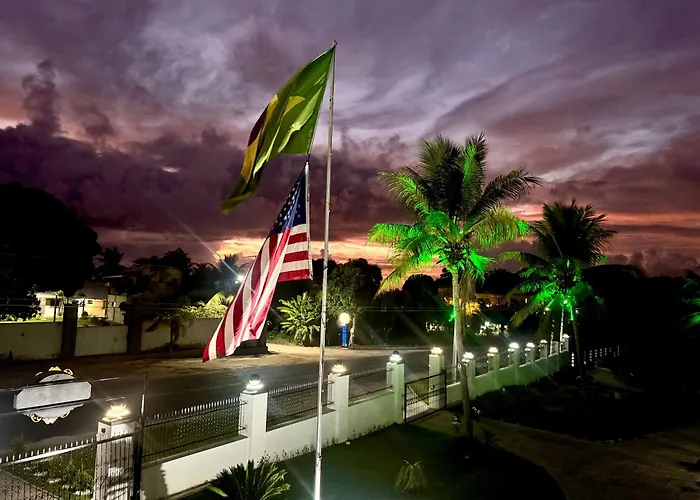 Fletcher American Manor Hotel & Resort