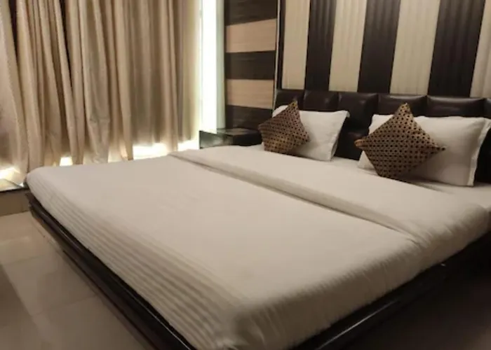 Hotel R S Residency