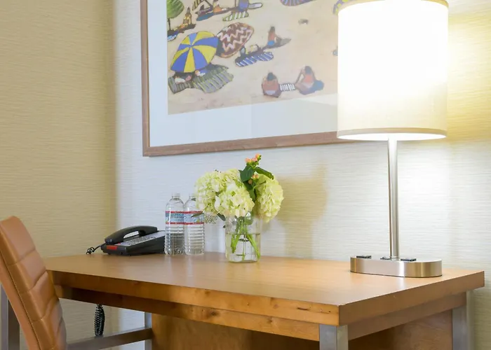 Gateway Hotel Santa Monica
