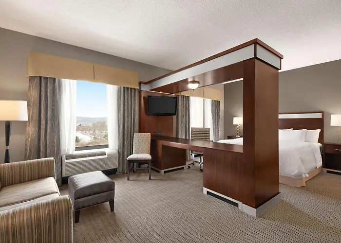 Hampton Inn & Suites - Mansfield