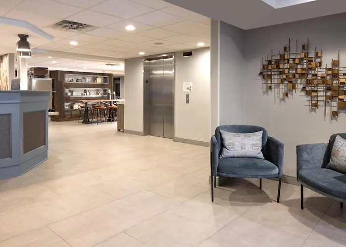 Holiday Inn Express South Burlington - Downtown By Ihg