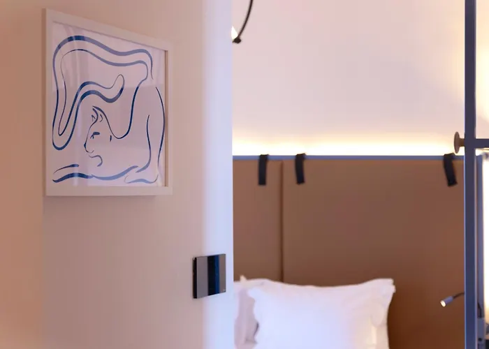 Heart Hotel