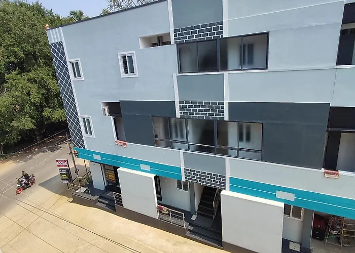 Sri Aksha Residency