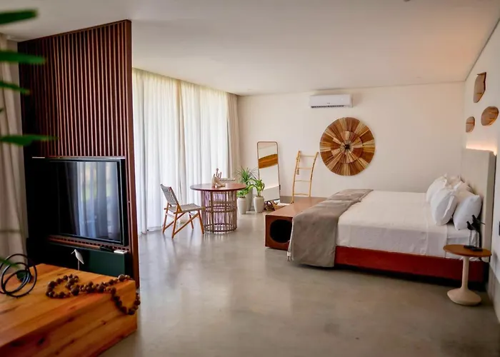 Nanii Hotel