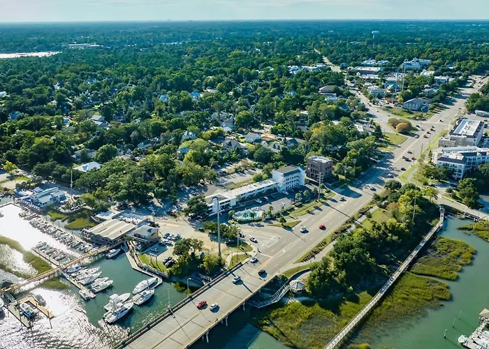 The Waterway 230 By Sea Scape Properties