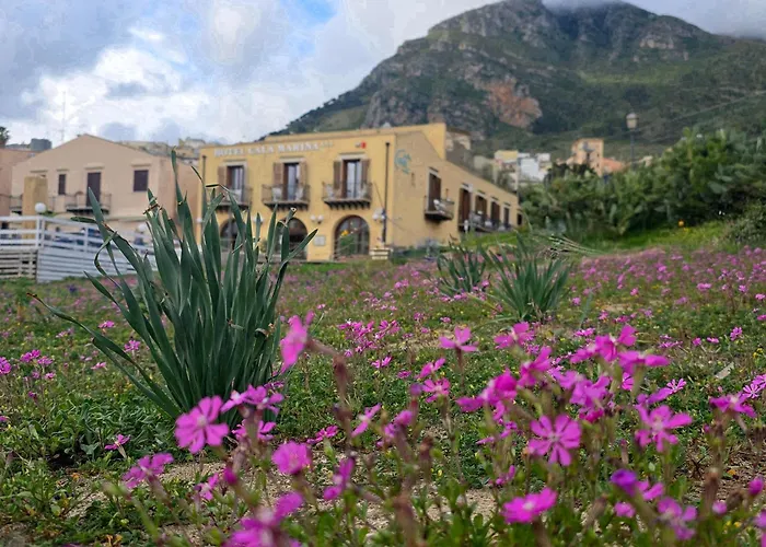Hotel Cala Marina