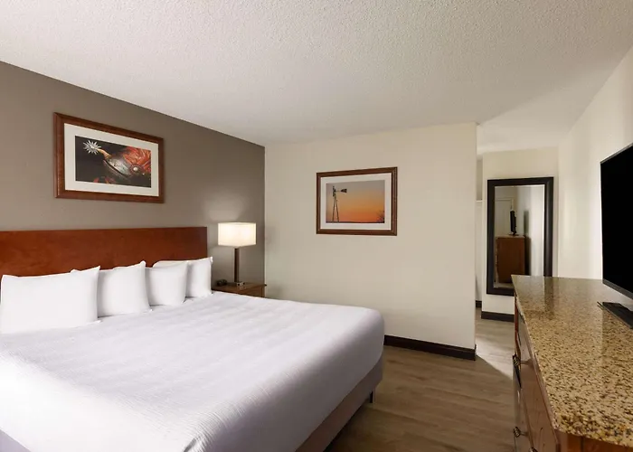 Ramada By Wyndham Elko Hotel At Stockmen'S Casino