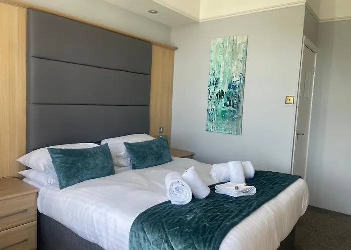 The Wildings Hotel & Tudno'S Restaurant