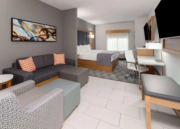 La Quinta Inn & Suites By Wyndham Coralville Iowa City