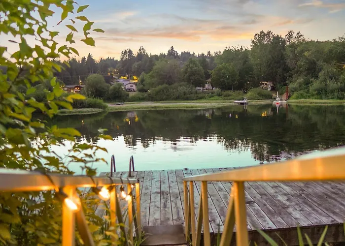 Riverside By Cowichan Lake Cottages