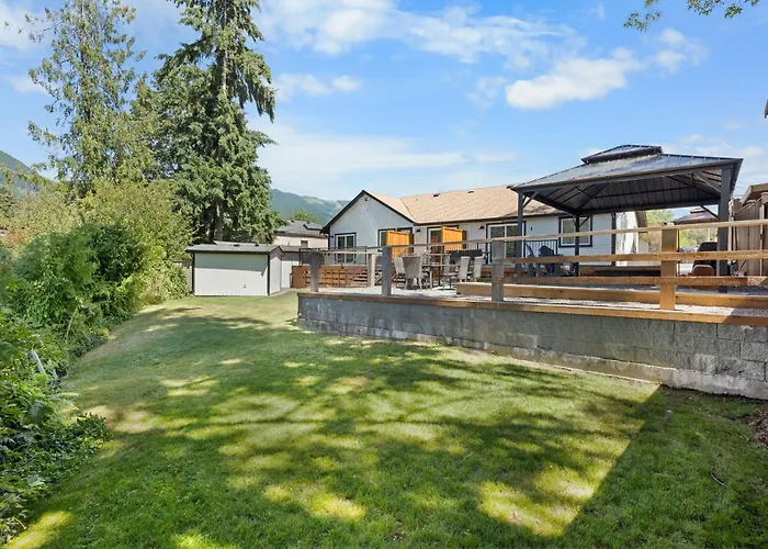 Riverside By Cowichan Lake Cottages