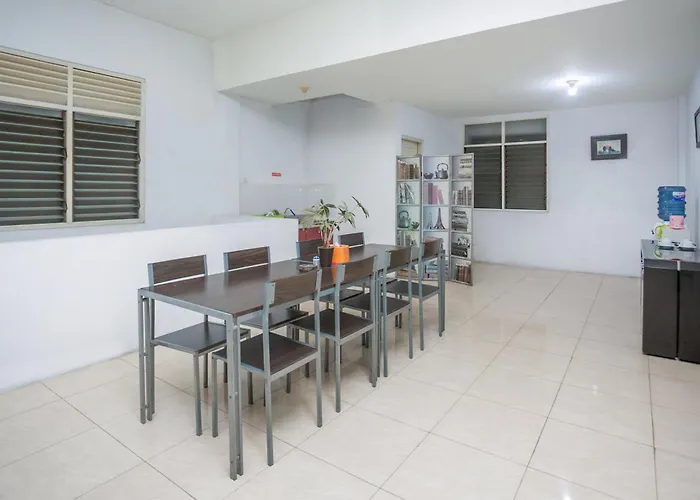Hotel O Lapan Lapan