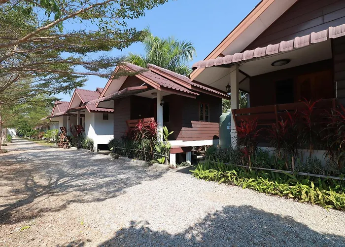 Oyo 553 Kongsup Resort