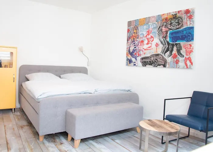 Rheinstream Guesthouse Basel