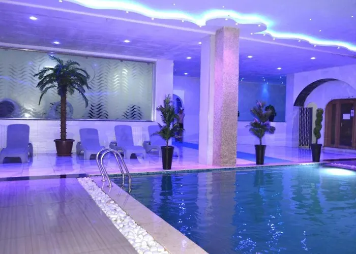 hotel paqubot