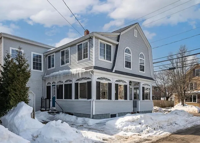 Reel Em Inn - Old Orchard Beach House